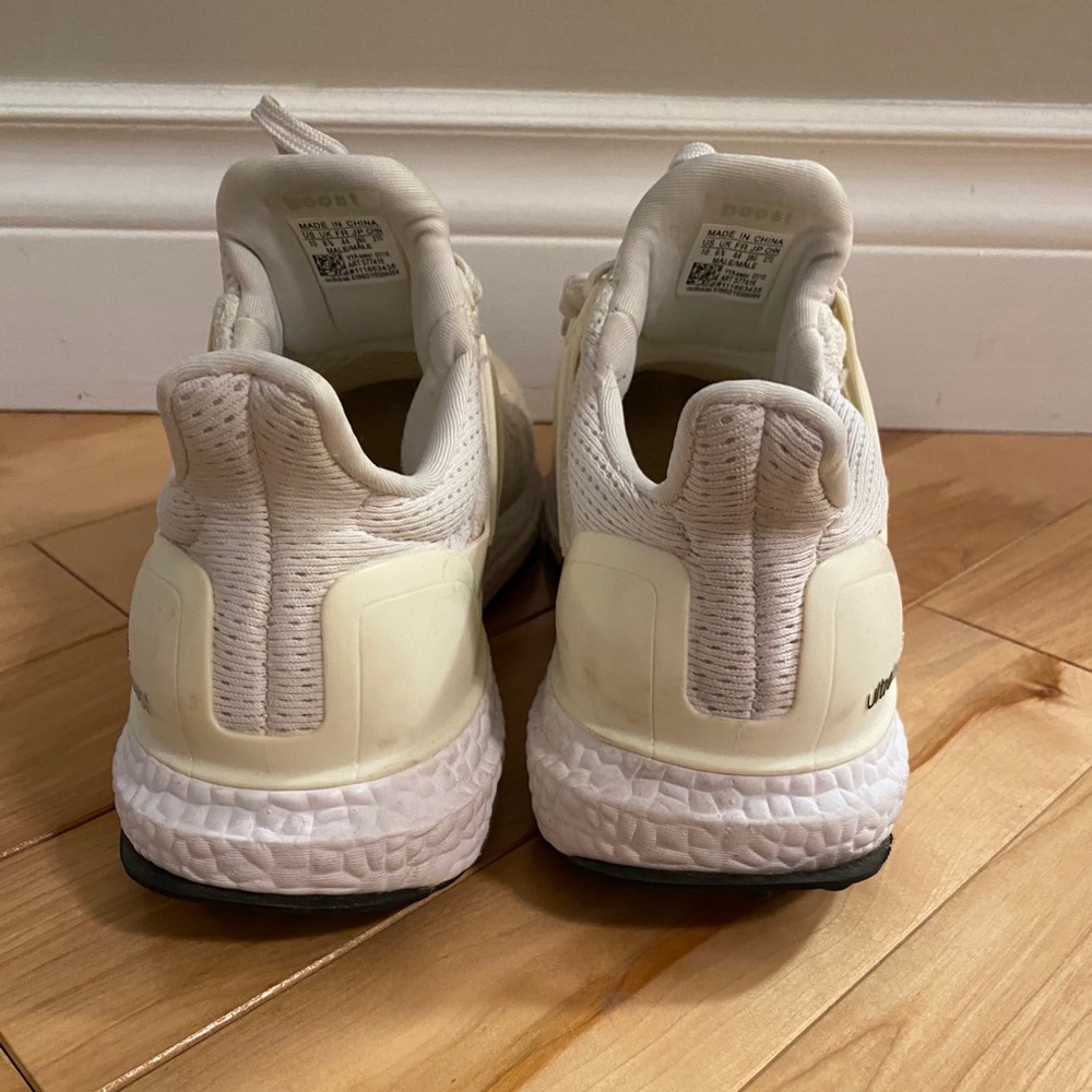 Adidas Triple White Ultra Boost - Picture 4 of 5